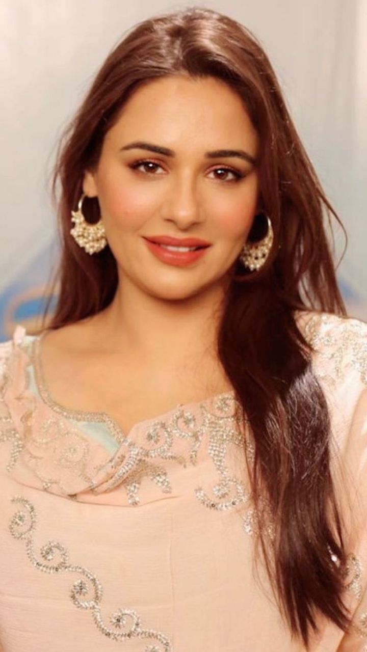 720px x 1280px - à´®à´¾àµ»à´¡à´¿ à´¤à´–àµ¼ | Mandy Takhar | Web Stories | Manorama Online