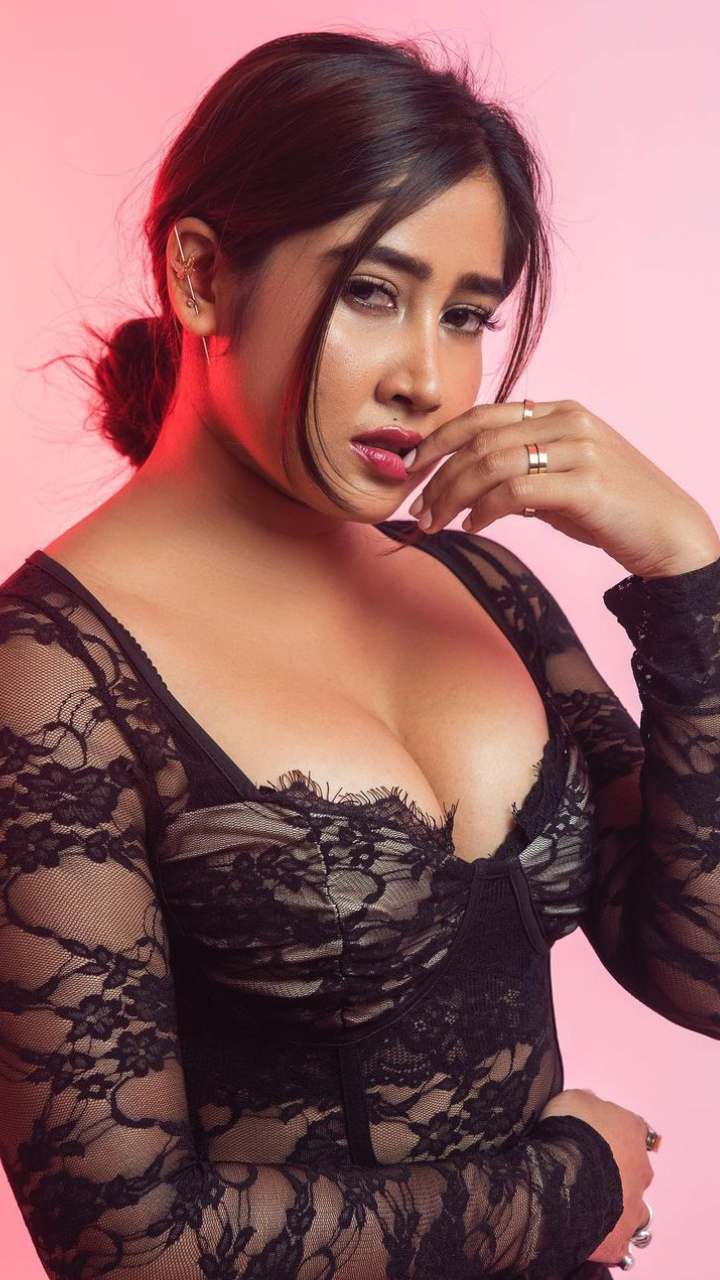 Sofia Ansari | Web Stories | Manorama Online